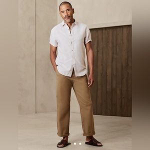 Banana Republic Chino, Dark Khaki, size 36. NWT.